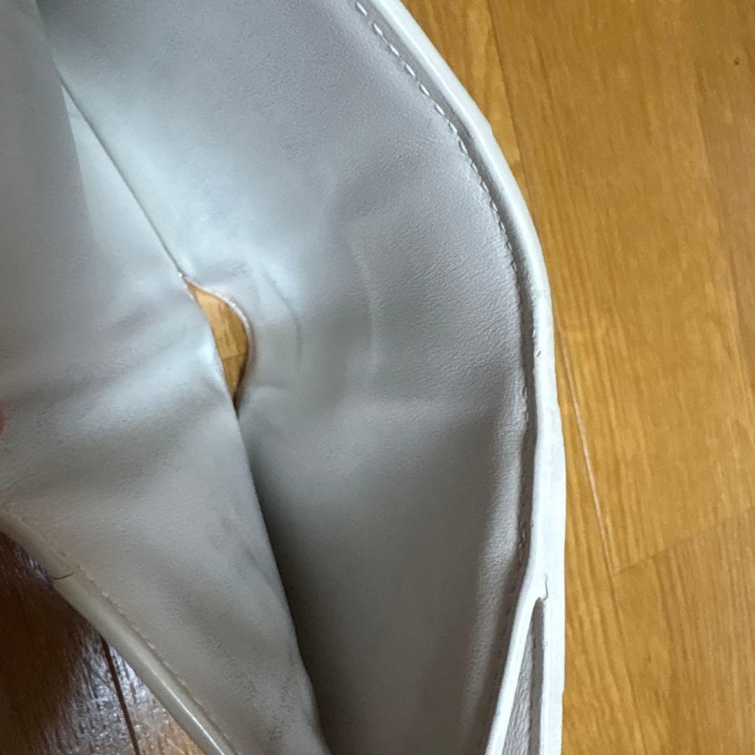 BOTTEGA VENETA ホワイト 白 二つ折り財布