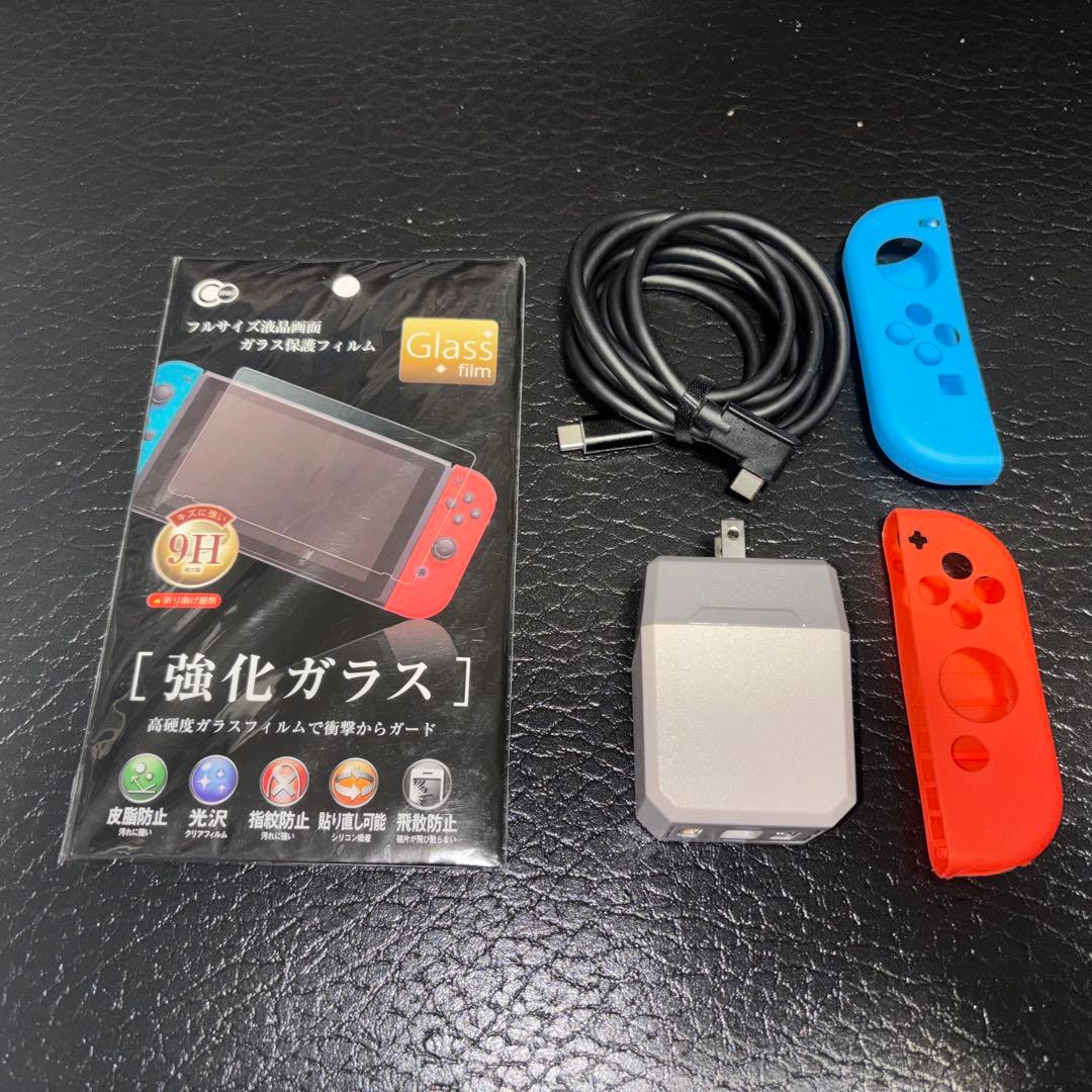 極美品　付属品完備　Switch ガラス貼付済　おまけ多数