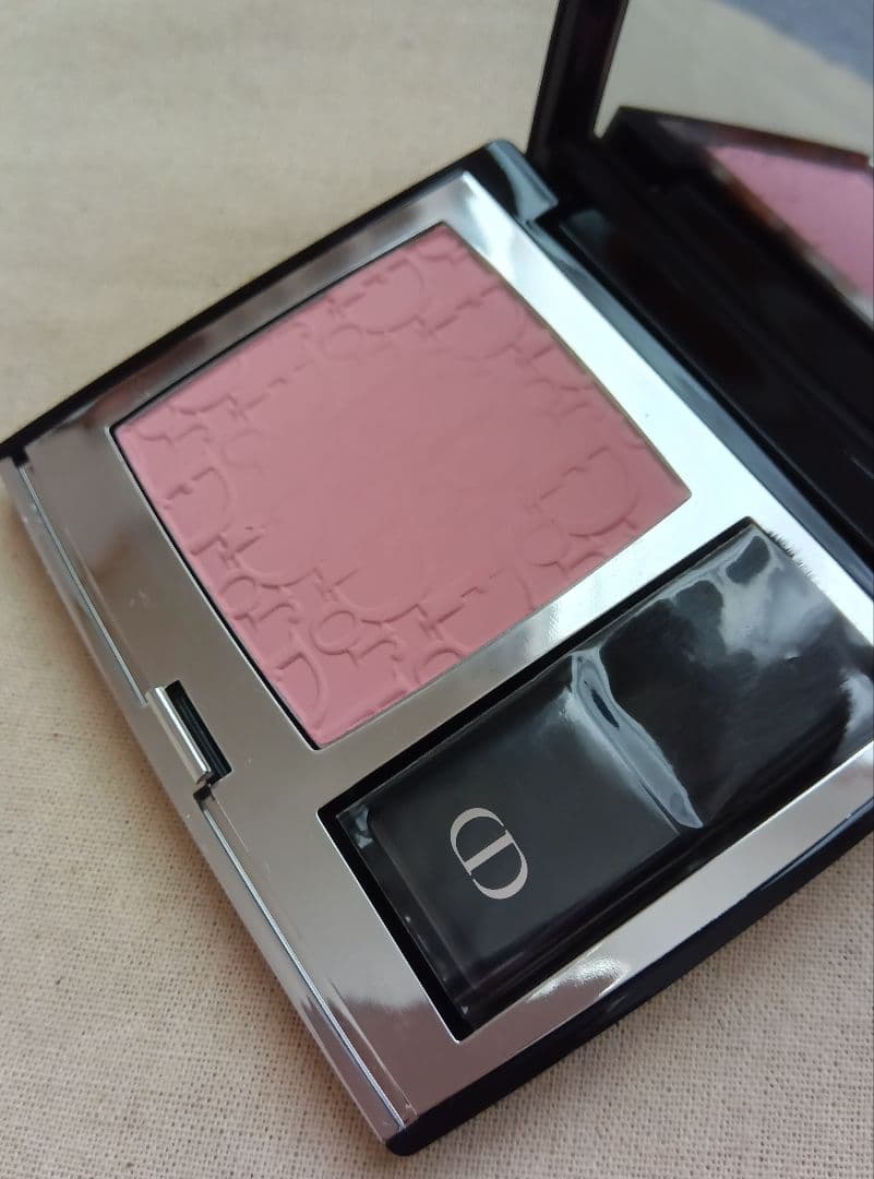 J*W様 dior　スキンルージュブラッシュ　271　ピンクマニアマット　チーク