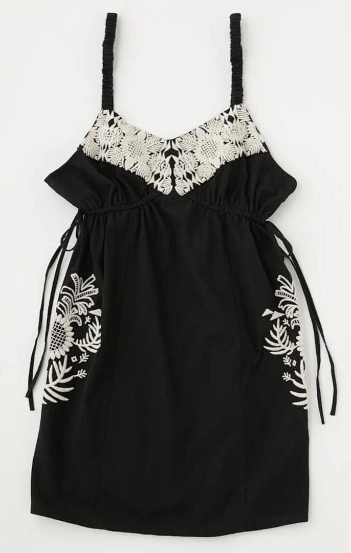 MOUSSY マウジー　M_ EMBROIDERY キャミソール