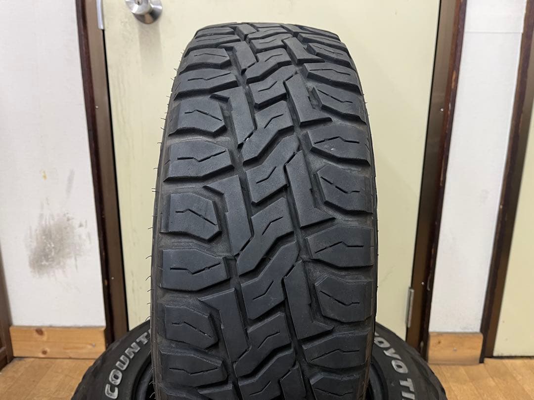 2022年製 トーヨー 中古夏タイヤ 215/65R16 LT 2本セット