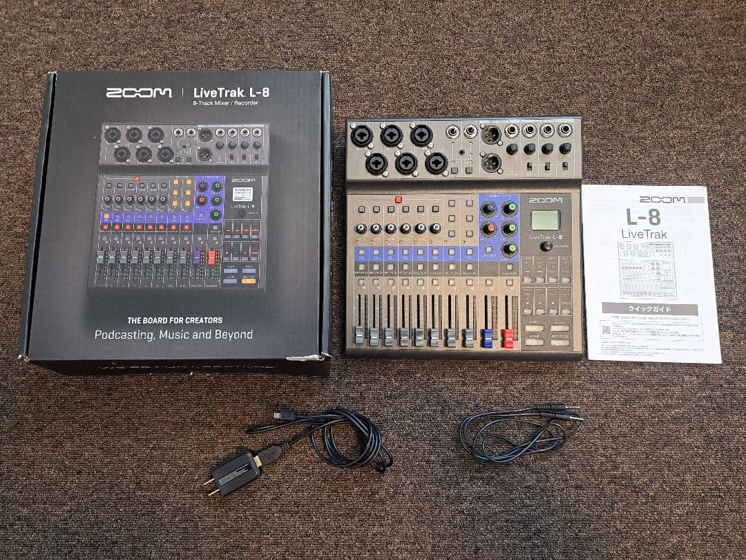【美品】ZOOM LiveTrak L-8 デジタルミキサー